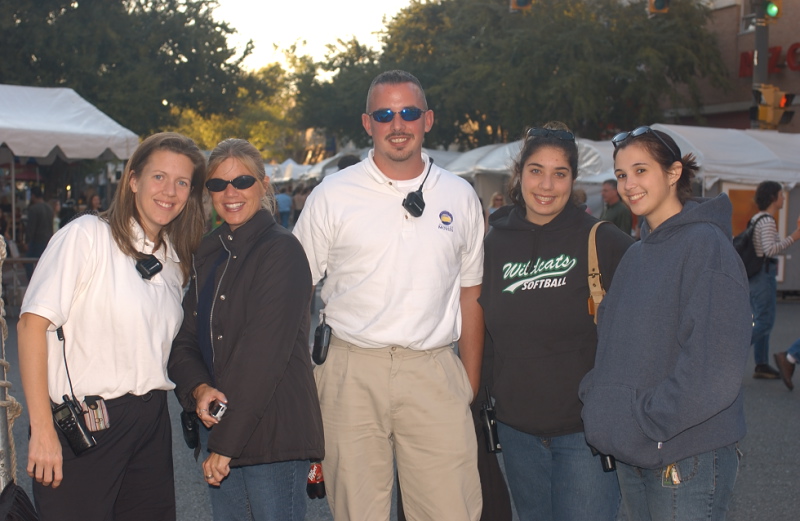 Melanie, Amy, Shane, Lindsay, Lexi from our partner Outdoor Movies (USA)